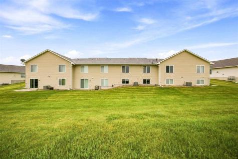 4447 Quail Trail Drive Marion IA 52302
