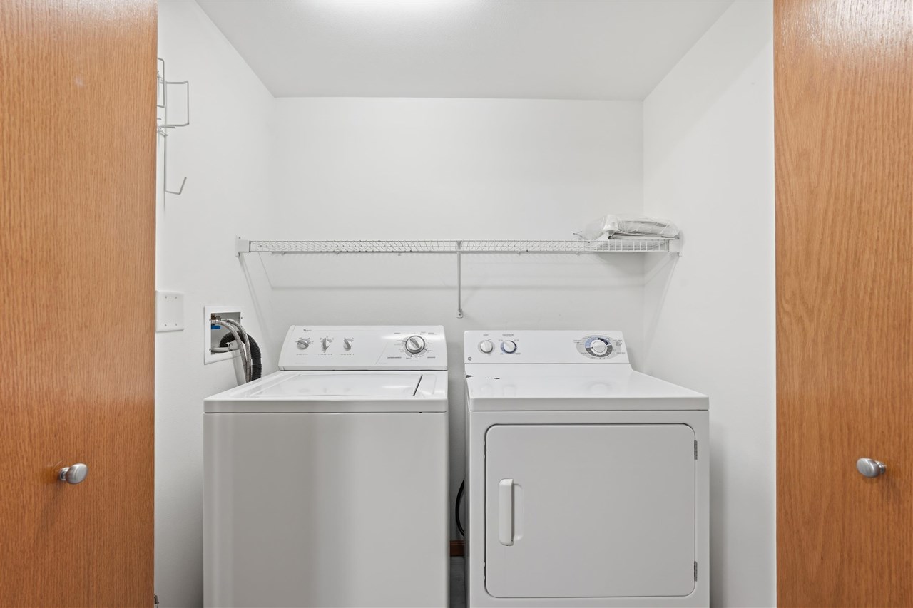 6 Ashford Place Iowa City IA 52245