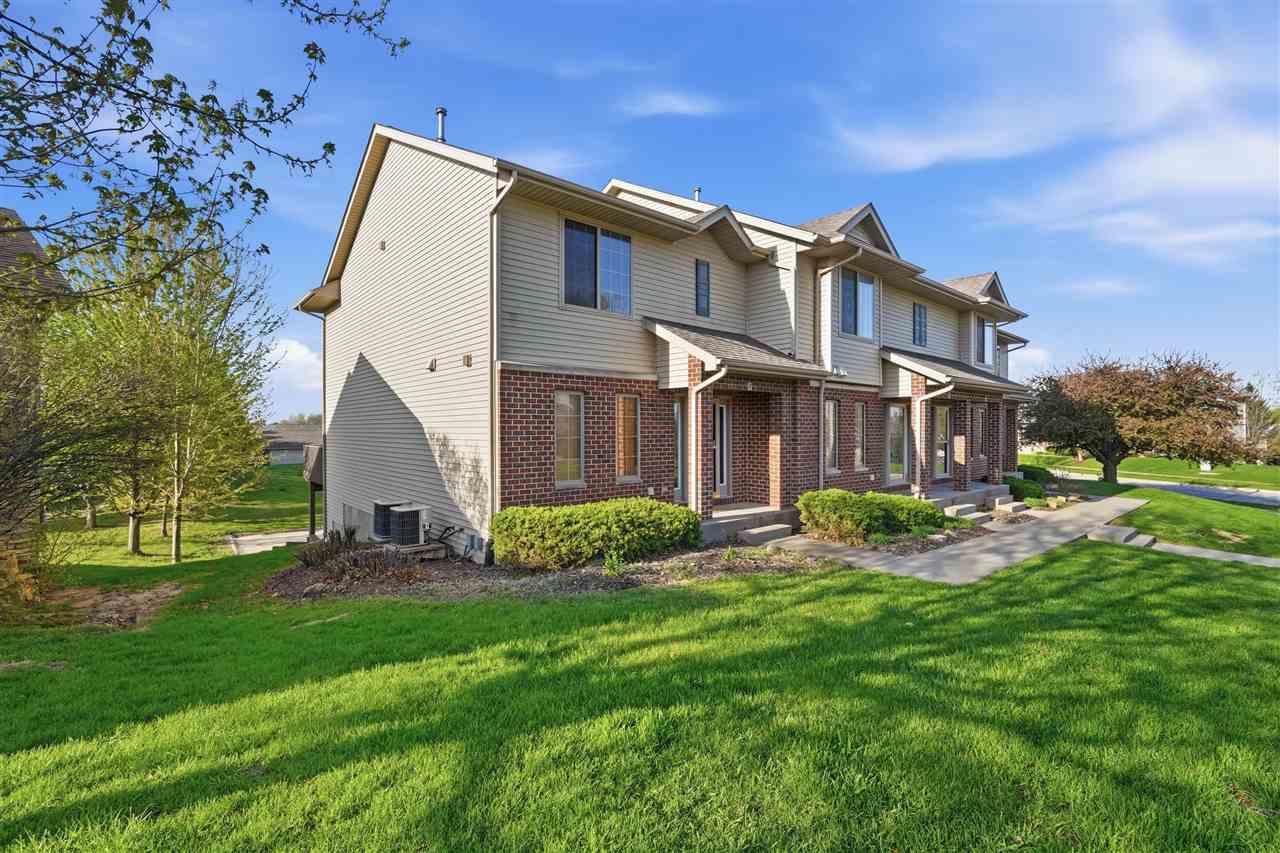 6 Ashford Place Iowa City IA 52245