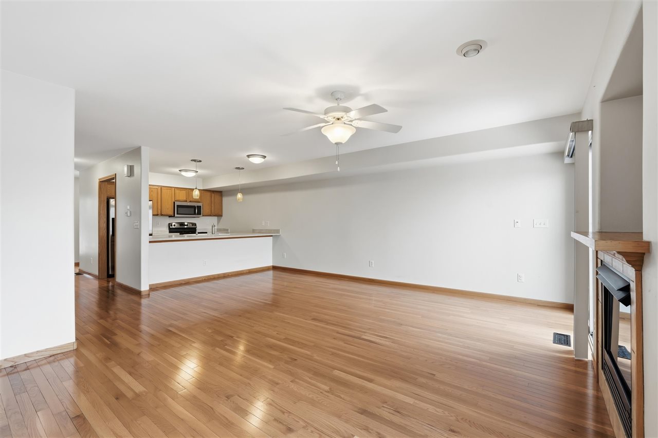 6 Ashford Place Iowa City IA 52245