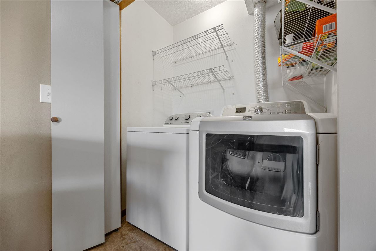 170 Elm Ridge Drive North Liberty IA 52317-8045