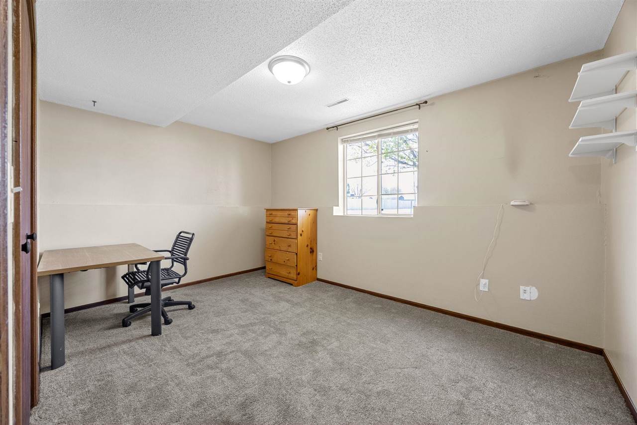170 Elm Ridge Drive North Liberty IA 52317-8045