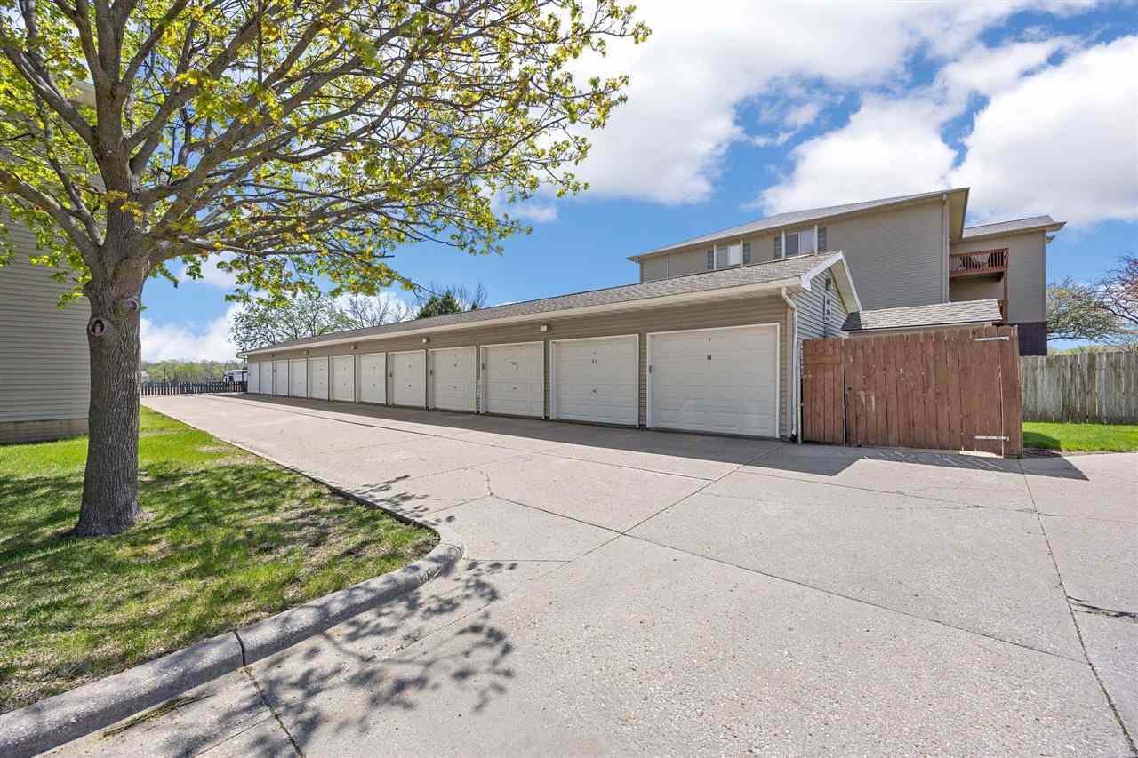 170 Elm Ridge Drive North Liberty IA 52317-8045