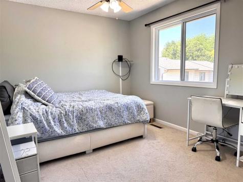 480 Samoa Drive Iowa City IA 52246