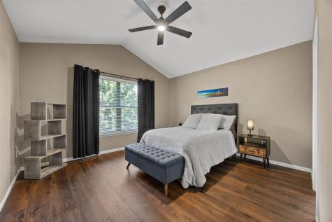752 Mission Point Road Iowa City IA 52245