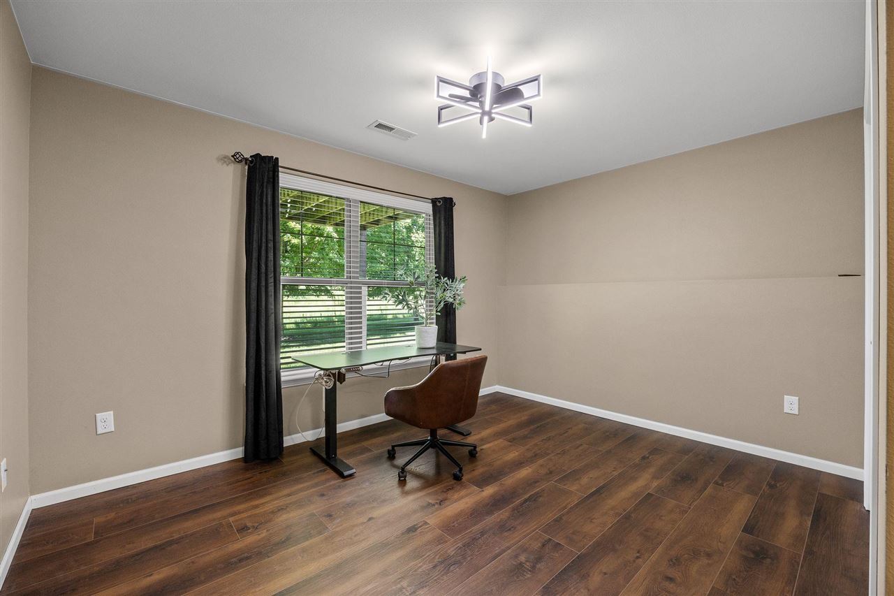 752 Mission Point Road Iowa City IA 52245
