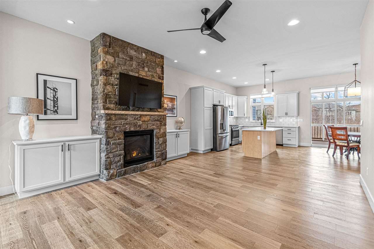 375 Hidden Ridge Drive Coralville IA 52241