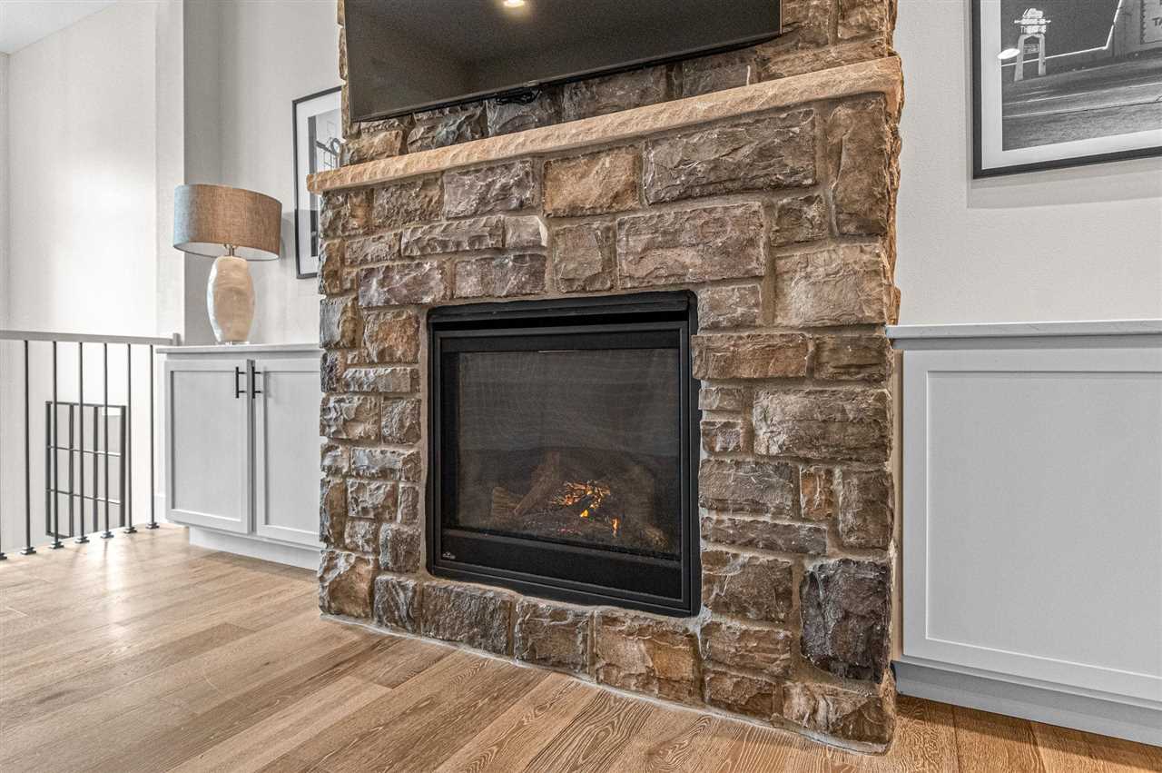 375 Hidden Ridge Drive Coralville IA 52241