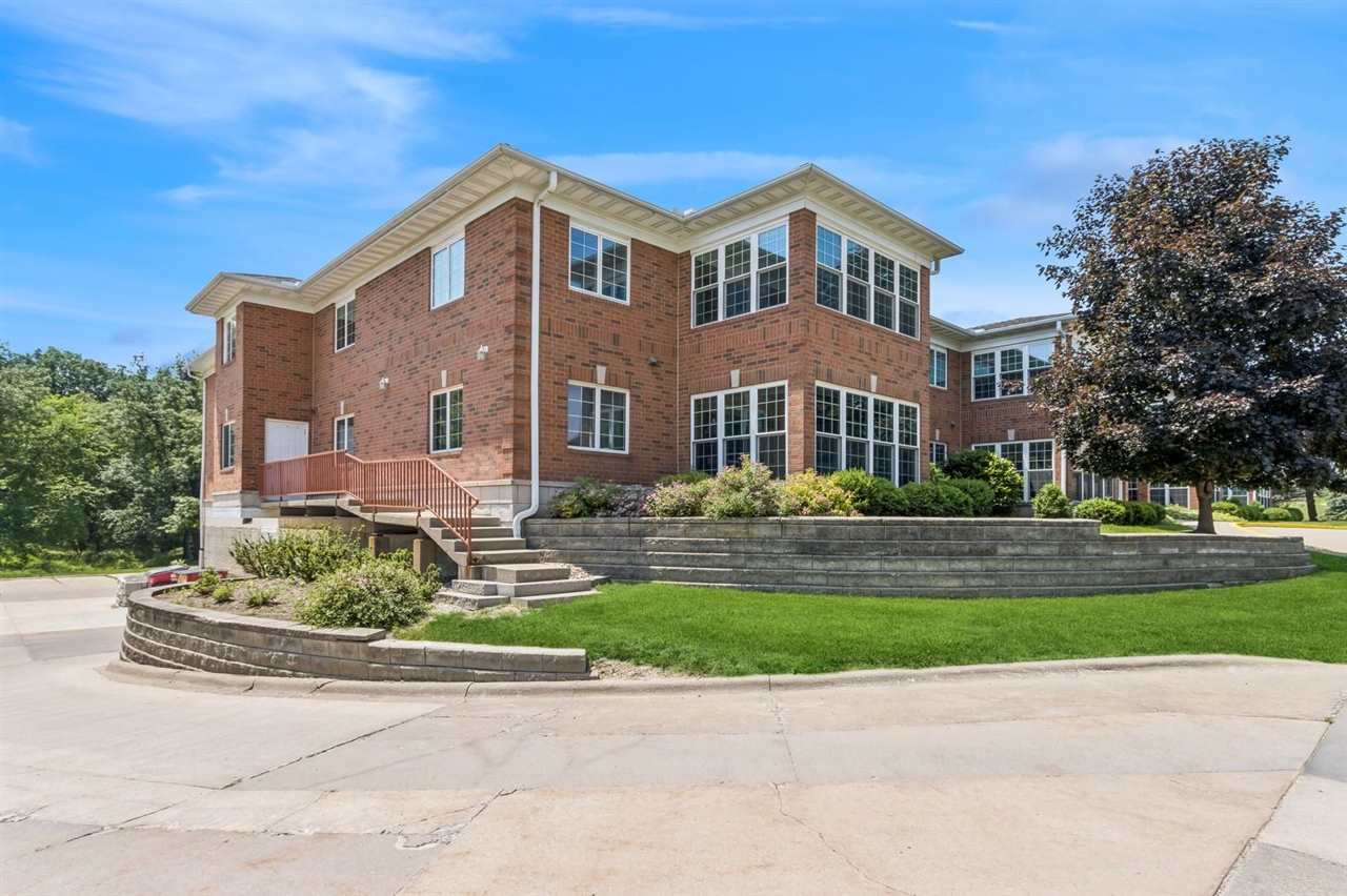2601 Hickory Trail Iowa City IA 52245