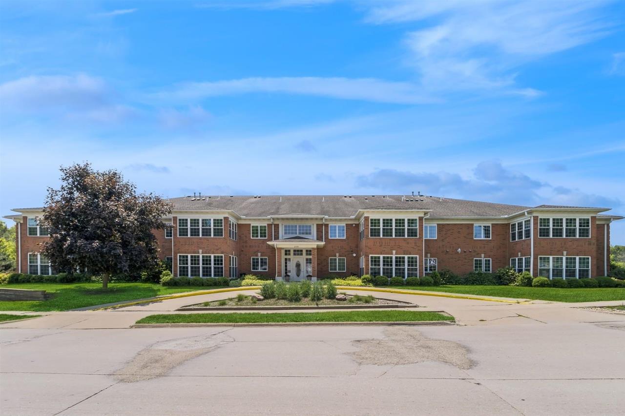 2601 Hickory Trail Iowa City IA 52245