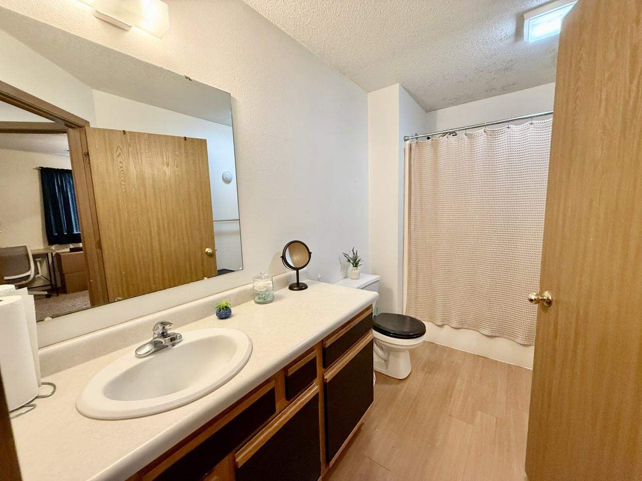 203 5th Street Coralville IA 52241