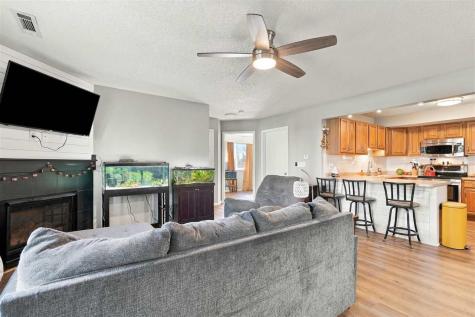 405 James Boulevard Oxford IA 52322