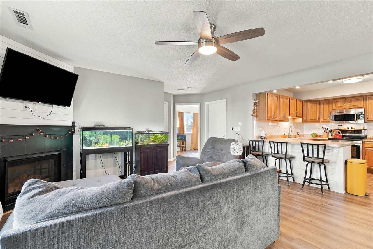 405 James Boulevard Oxford IA 52322