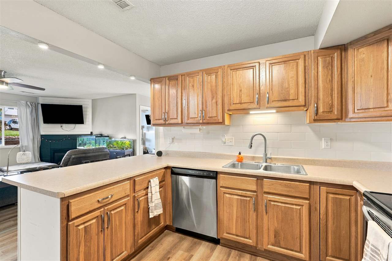 405 James Boulevard Oxford IA 52322