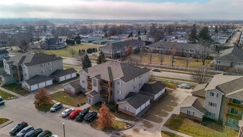 2825 Triple Crown Lane Iowa City IA 52240