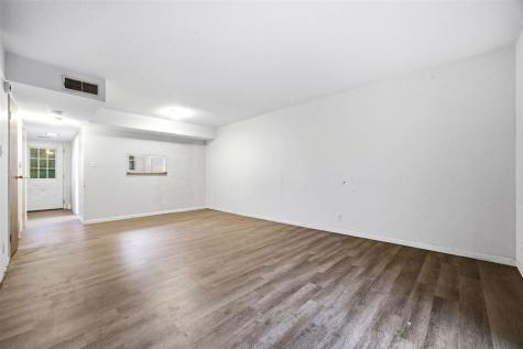 1802 21st Ave Place Coralville IA 52241