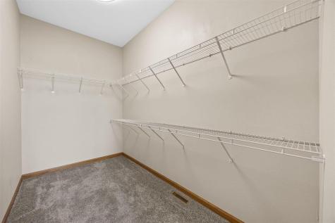 812 Dorchester Place NE Cedar Rapids IA 52402