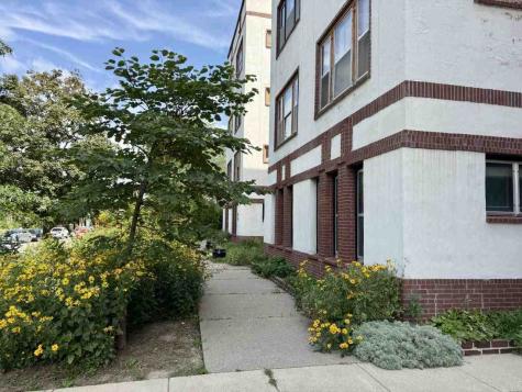 228 S Summit Street Iowa City IA 52240