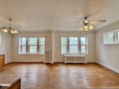 228 S Summit Street Iowa City IA 52240