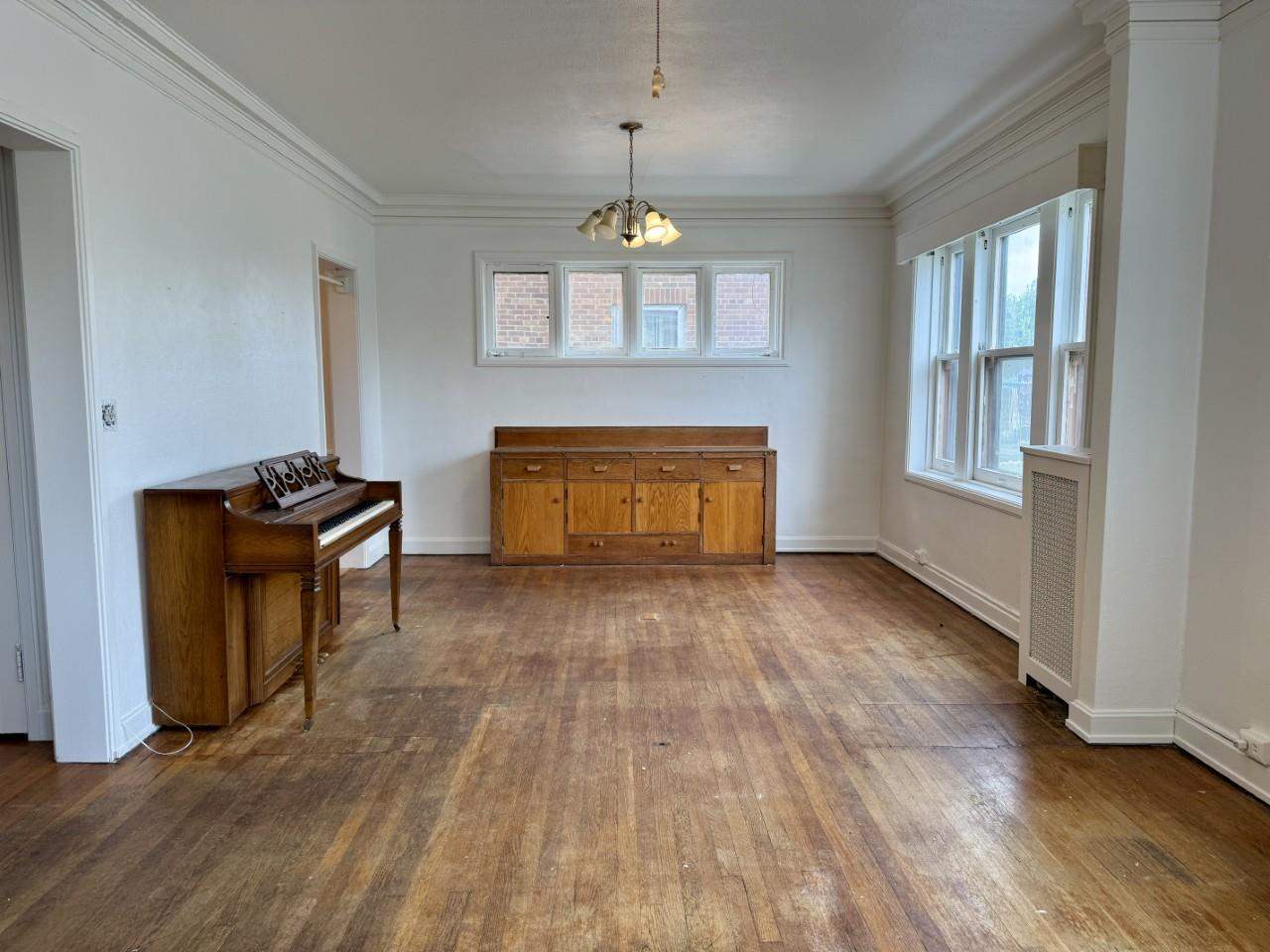 228 S Summit Street Iowa City IA 52240