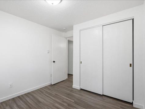 814 Benton Drive #14 Iowa City IA 52246