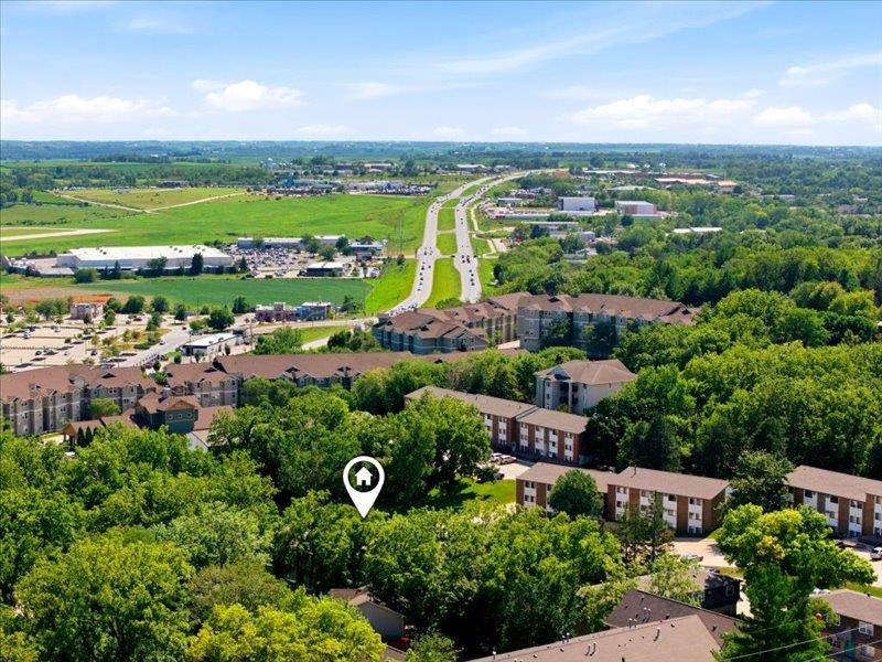 814 Benton Drive #14 Iowa City IA 52246