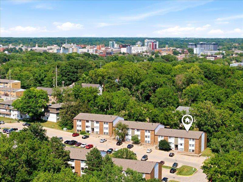 814 Benton Drive #14 Iowa City IA 52246