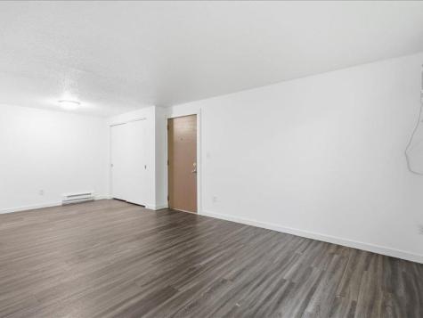 814 Benton Drive #14 Iowa City IA 52246