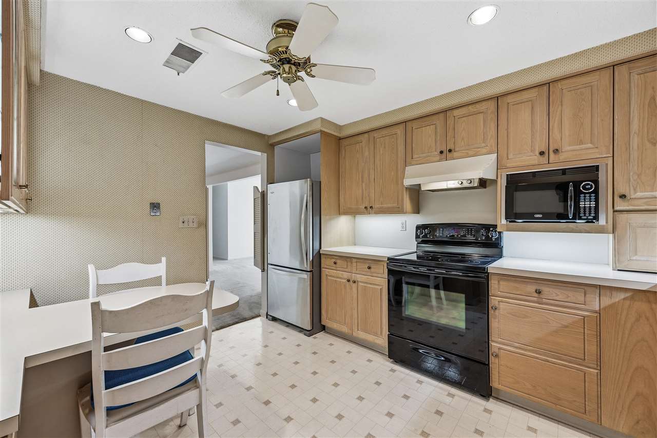 130 Thompson Drive SE Cedar Rapids IA 52403