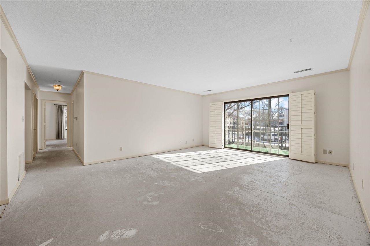 130 Thompson Drive SE Cedar Rapids IA 52403