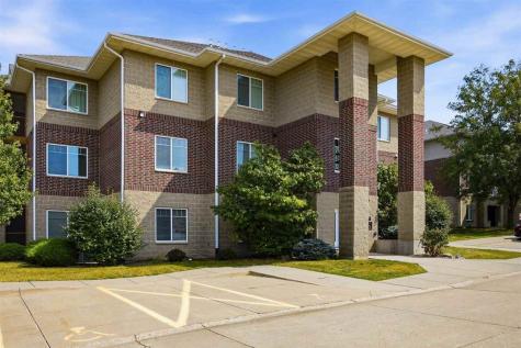 271 S Taft Avenue Iowa City IA 52245
