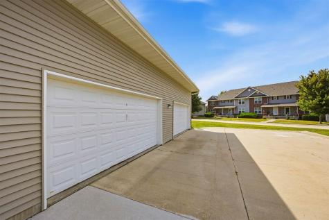 271 S Taft Avenue Iowa City IA 52245