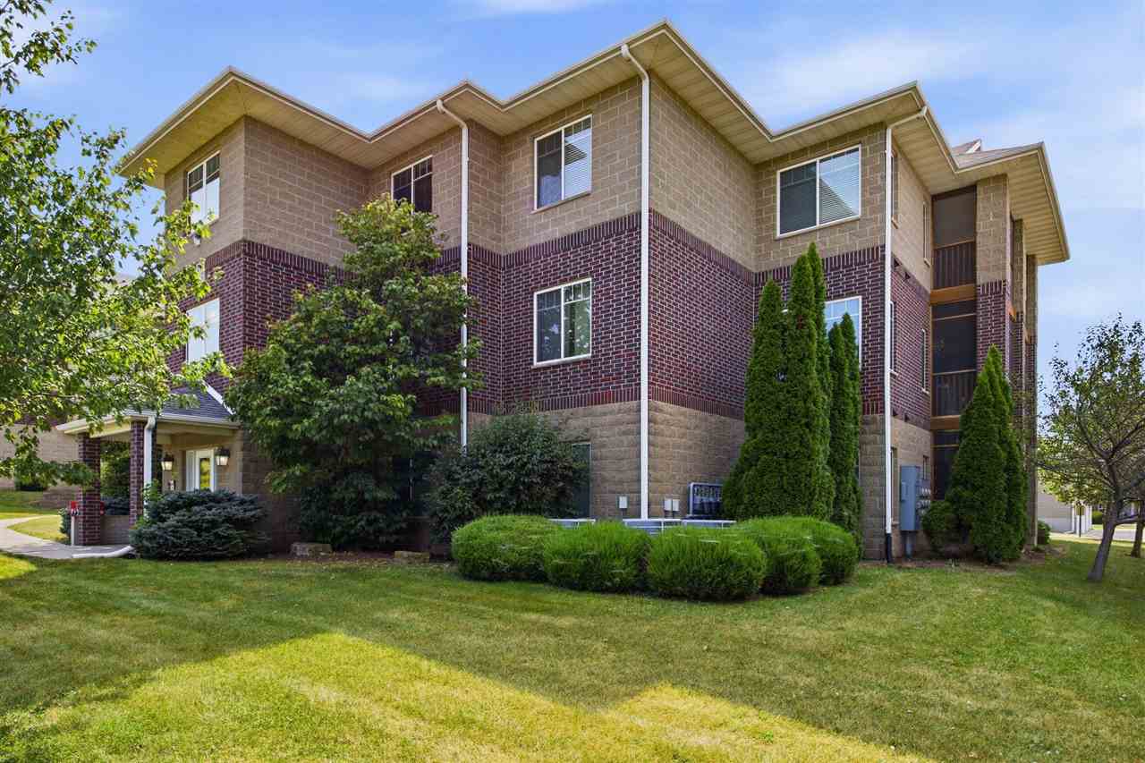 271 S Taft Avenue Iowa City IA 52245