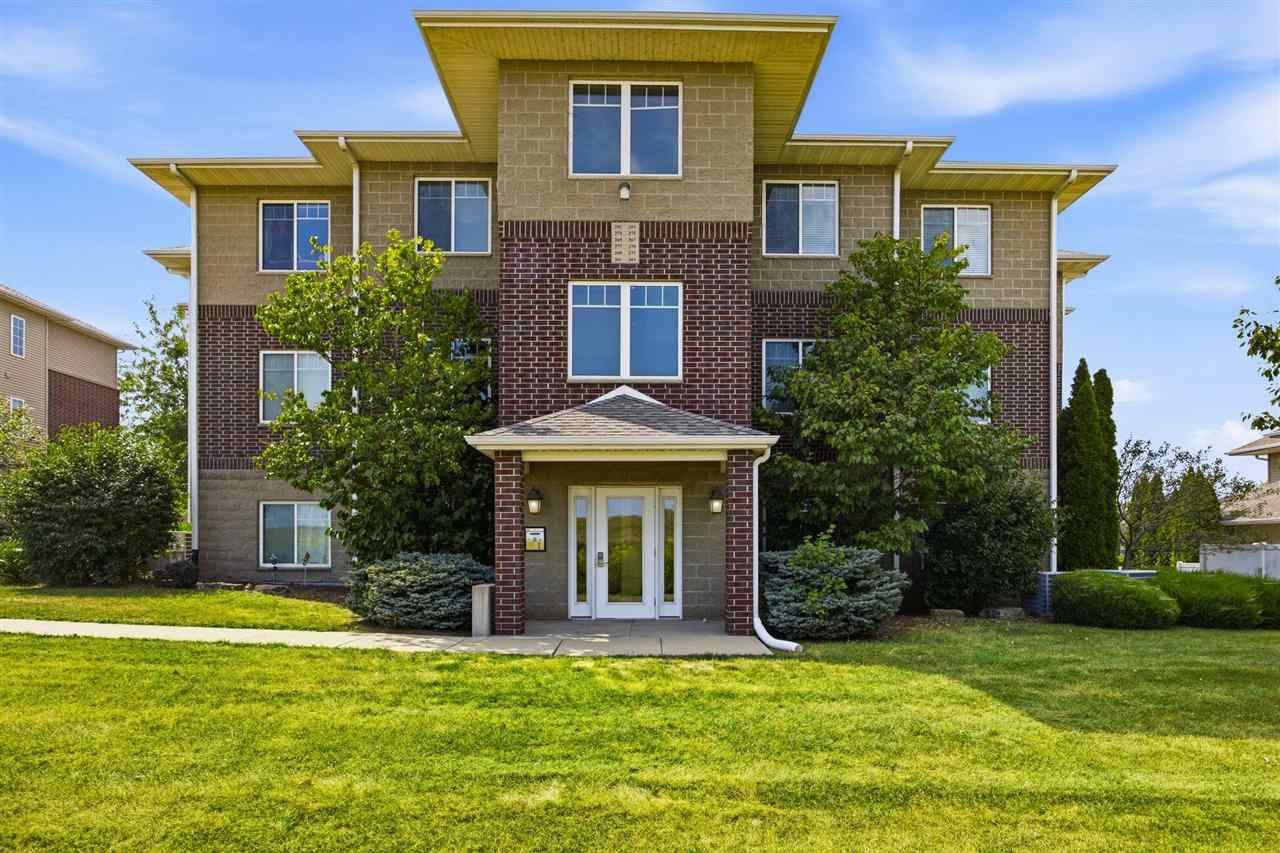271 S Taft Avenue Iowa City IA 52245