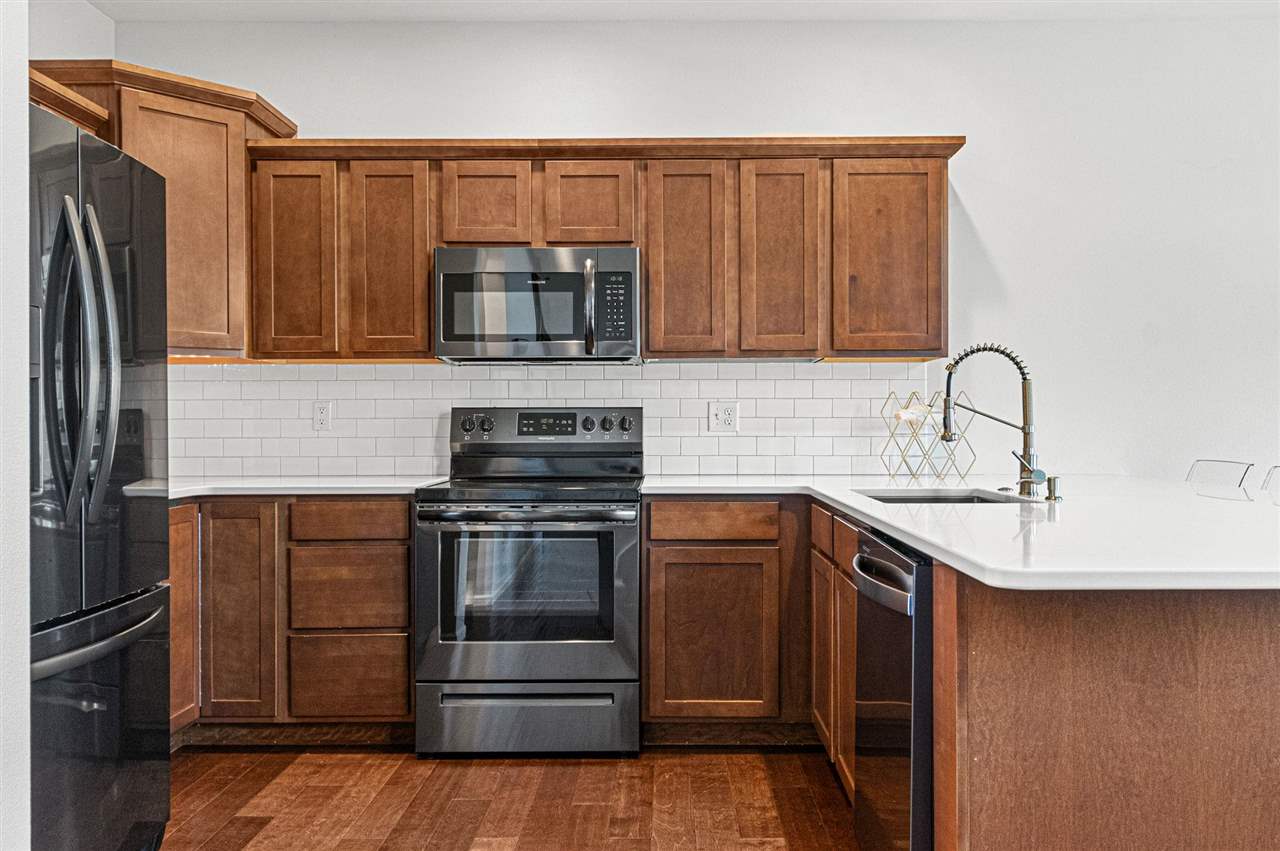 704 Mission Point Road Iowa City IA 52245