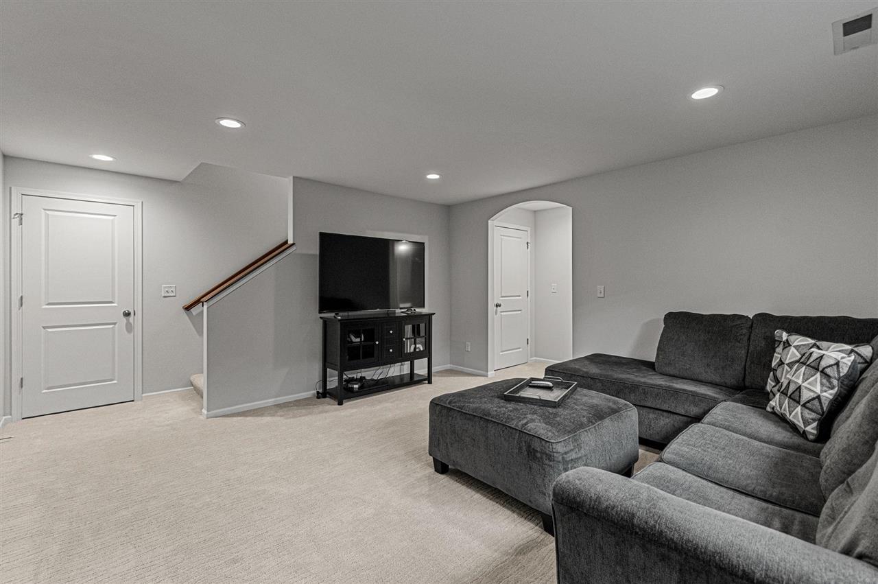 704 Mission Point Road Iowa City IA 52245