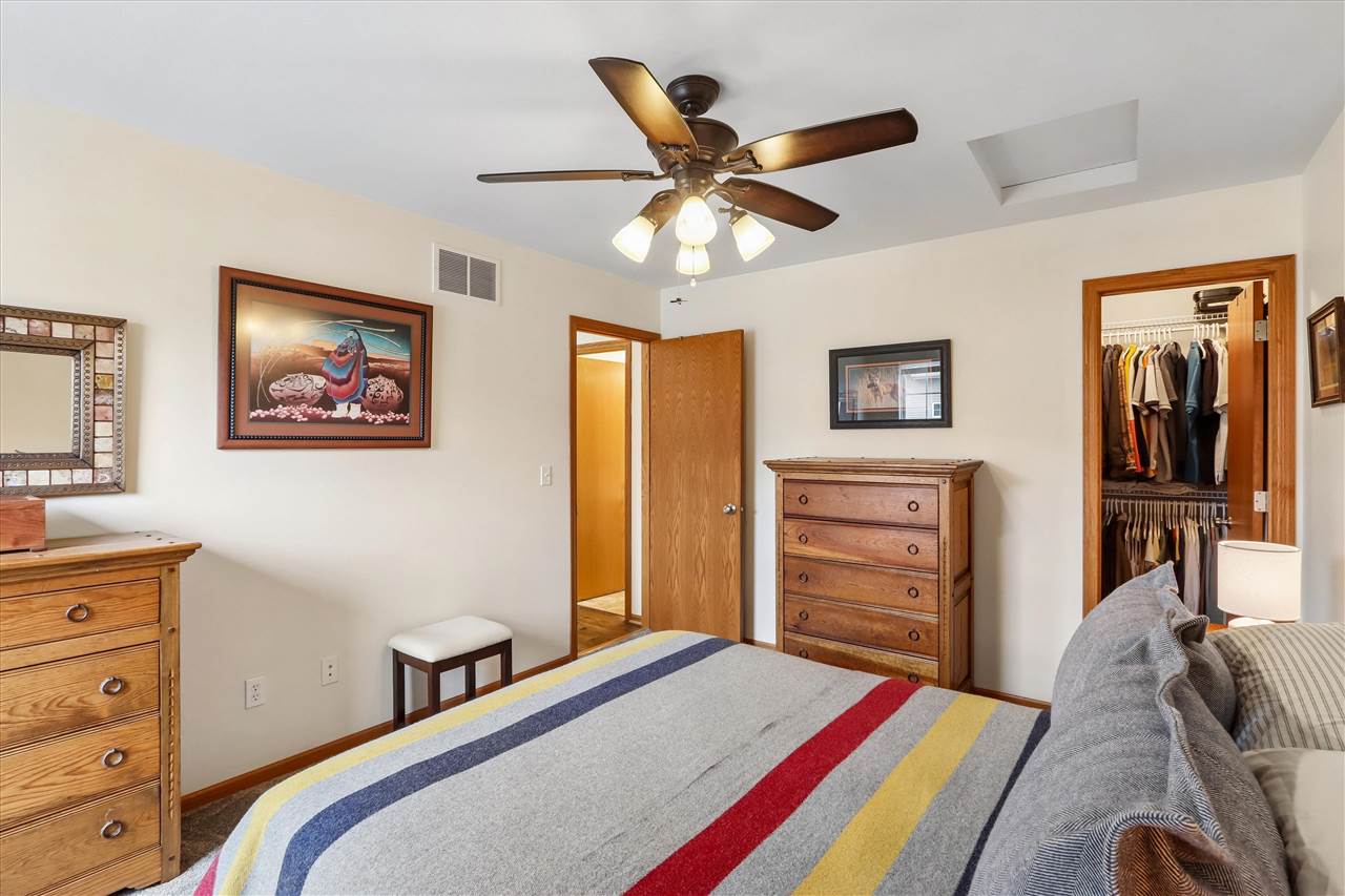 110 Jefferson Lane North Liberty IA 52317