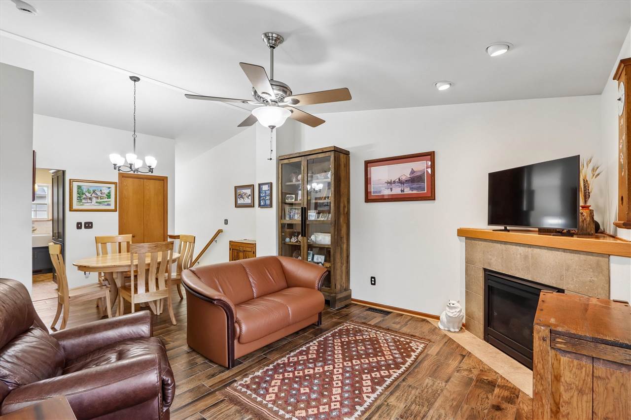 110 Jefferson Lane North Liberty IA 52317