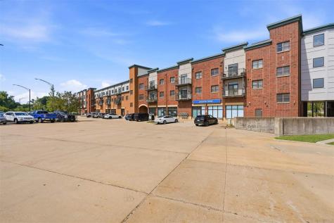 847 Quarry Road Coralville IA 52241