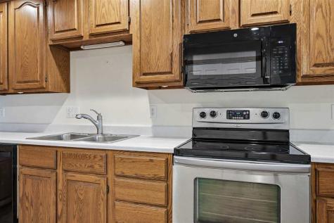 514 Iris Avenue Tiffin IA 52340