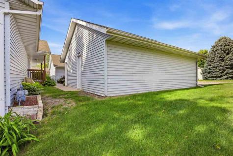 514 Iris Avenue Tiffin IA 52340