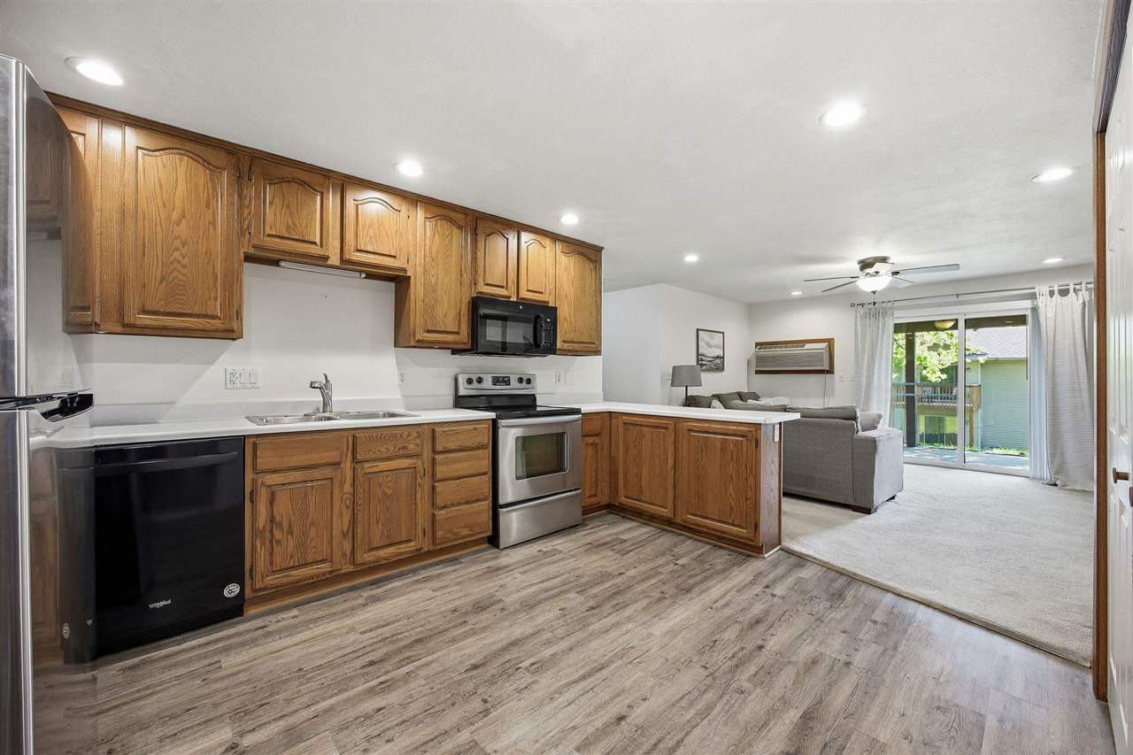 514 Iris Avenue Tiffin IA 52340