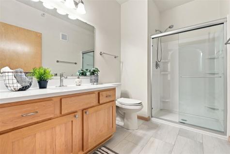 1092 Walnut Avenue Riverside IA 52337