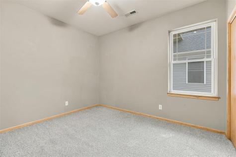 1092 Walnut Avenue Riverside IA 52337