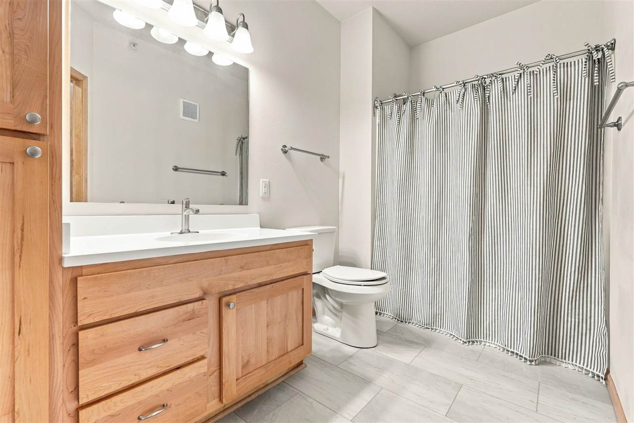 1092 Walnut Avenue Riverside IA 52337
