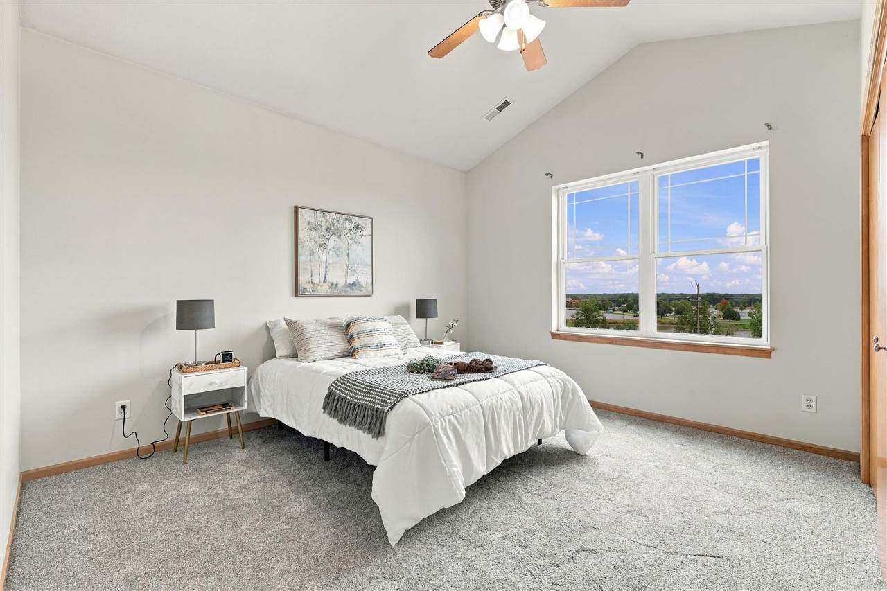 1092 Walnut Avenue Riverside IA 52337