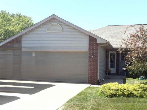 90 Sinnott Place North Liberty IA 52317