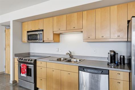221 E College #808 Iowa City IA 52240