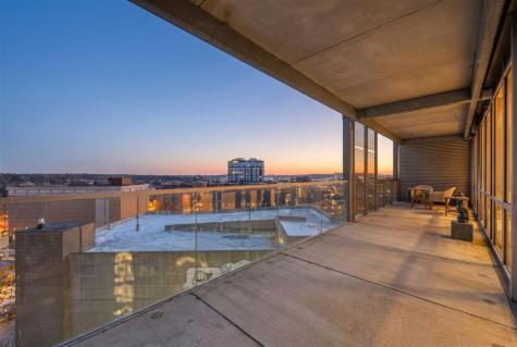 221 E College #808 Iowa City IA 52240