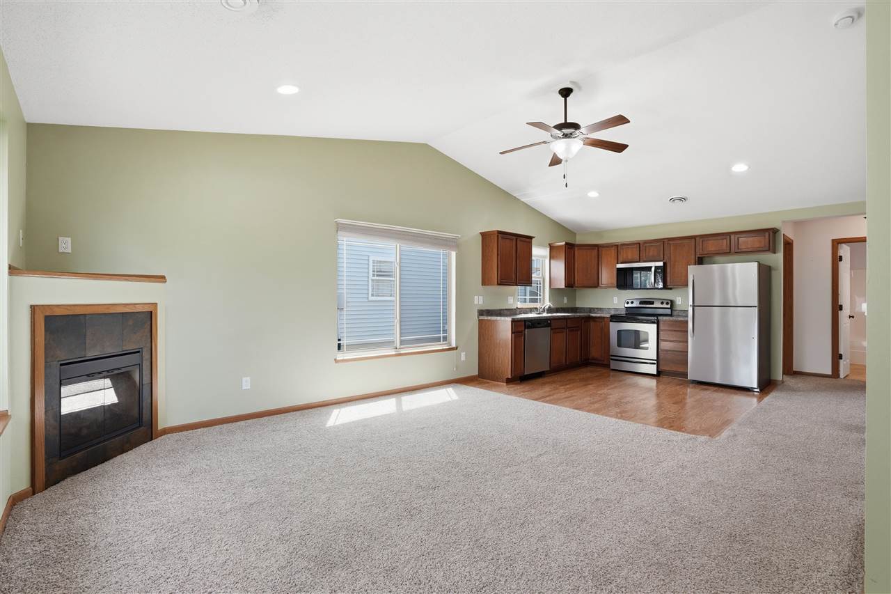 1495 Jaylen Lane North Liberty IA 52317